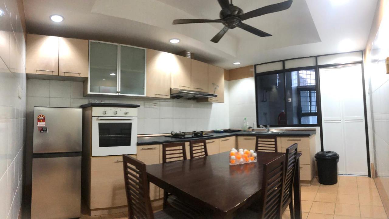 Apartment Fahrenheit 88, 19