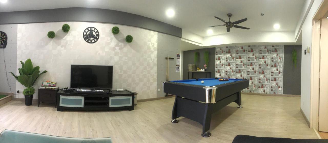 Apartemen Fahrenheit 88, *